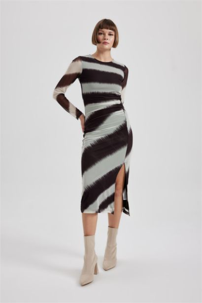 тығыз көйлек дөңгелек жаға ұзын жеңді Ұзын жеңді трикотаж көйлек