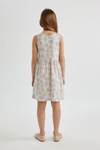 فستان بناتي بدون كم قصة عادية