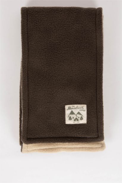 طقم بيبي اولادي سكارف و ايس كاب - قطعتين