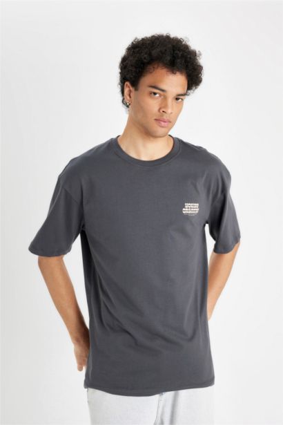 Comfort Fit Crew Neck Printed Short Sleeve T-Shirt