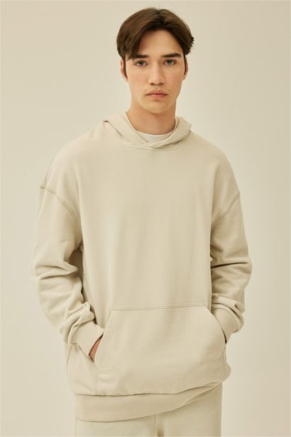 Comfort Regular Fit Rahat Kalıp Kapüşonlu Kanguru Cepli Basic Düz Sweatshirt