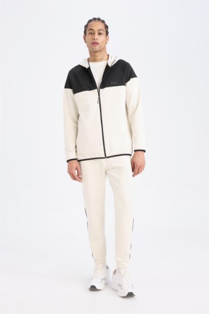 بنطلون جوجر قماش سكوبا قصة عادية من DeFactoFit