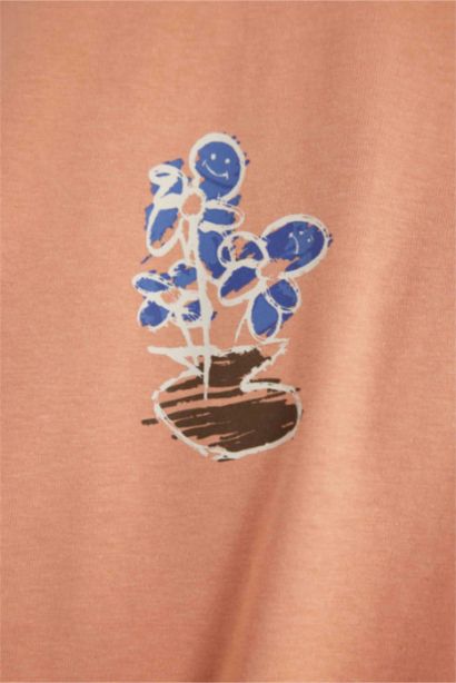 تيشيرت مطبوع اوفر سايز بياخة مستديرة