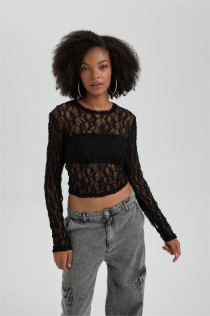 بلوزة اسود كروب دانتيل بكم طويل