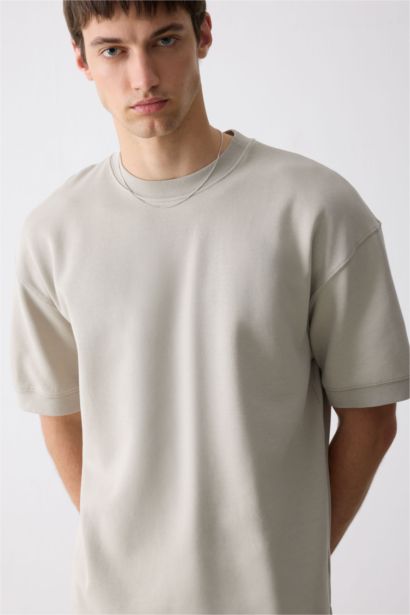 Loose Fit Crew Neck Heavy Fabric Basic T-Shirt