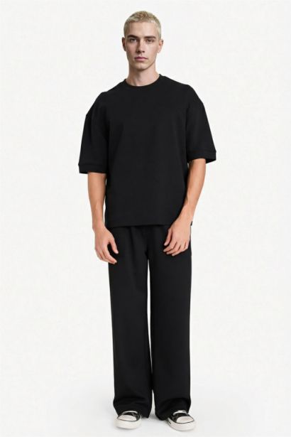 Loose Fit Crew Neck Heavy Fabric Basic T-shirt