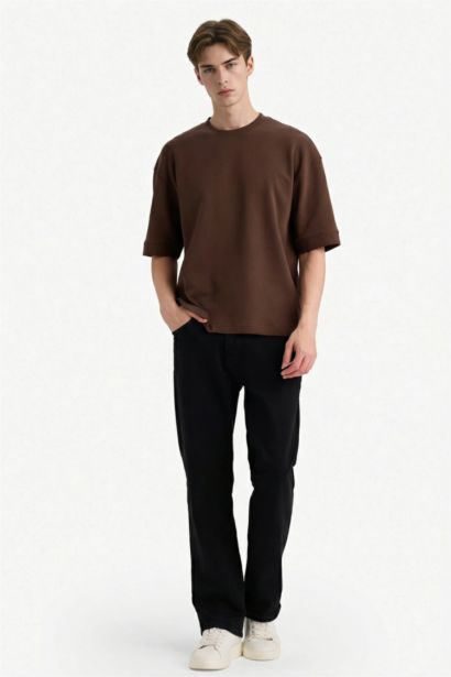 تيشيرت نص كم قصة فضفاضة قماش يسمح بمرور الهواء