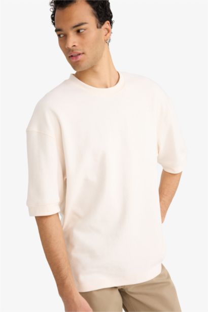Loose Fit Crew Neck Short Sleeve T-Shirt