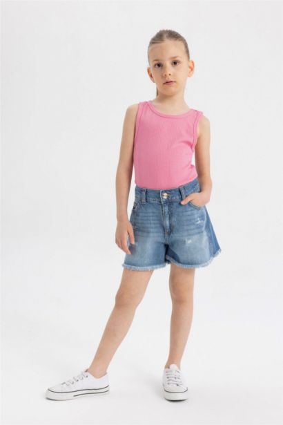 Girl Ripped Detailed Denim Shorts