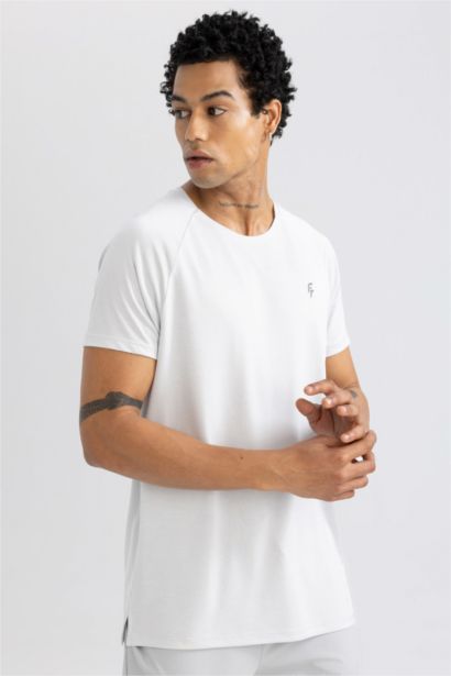 Standard Fit Crew Neck Sports Heavy Fabric T-Shirt