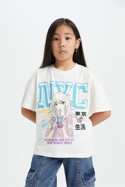 تيشيرت بناتي نص كم واسع برقبة مستديرة