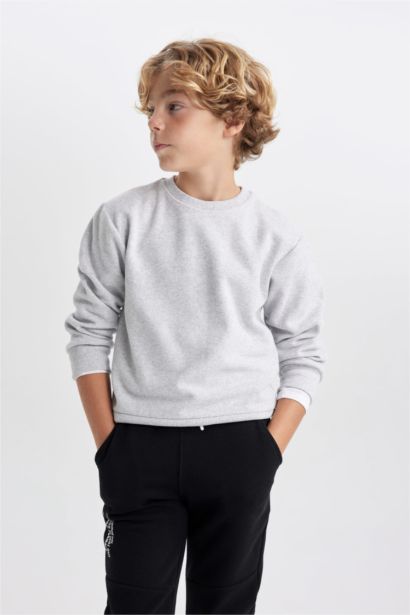 سويت شيرت اولادي قصة عادية