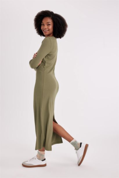 فستان ميدي بكم طويل مضلع بوديكون بياقة مستديرة