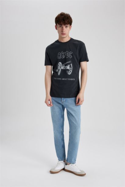 AC/DC Bisiklet Yaka Kısa Kollu Tişört