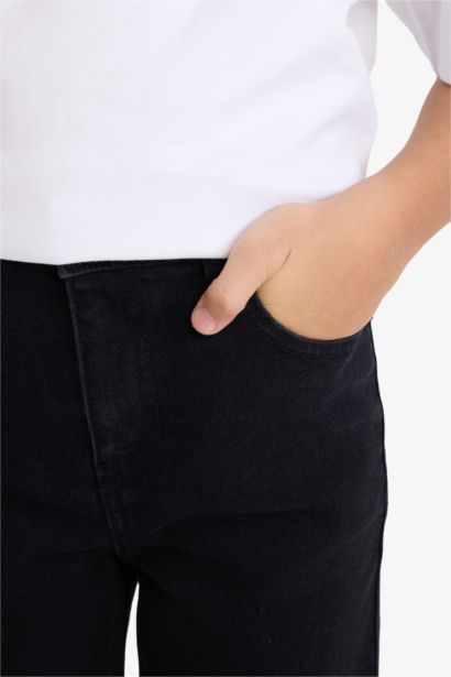 Boy Straight Fit Standard Leg Basic Jeans