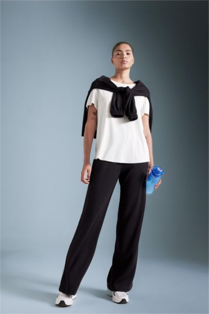 T-shirt de sport oversize en modal à col rond et manches courtes de DeFactoFit