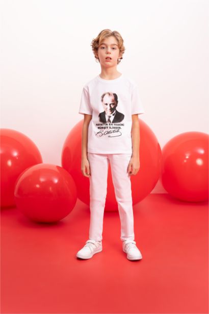 Boy Straight Fit Straight Leg White Jeans