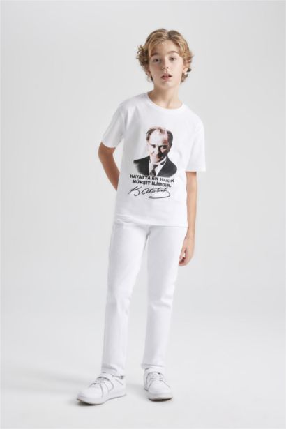 Boy Straight Fit Straight Leg White Jeans