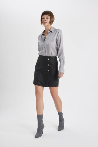 A Cut Knit Patterned Lined Normal Waist Mini Skirt