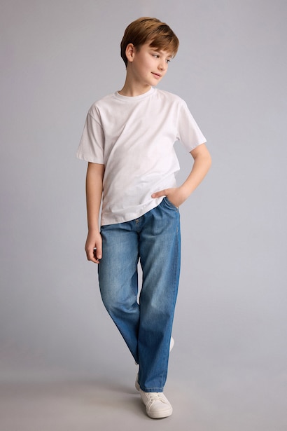 Boy Straight Fit Straight Leg Jeans
