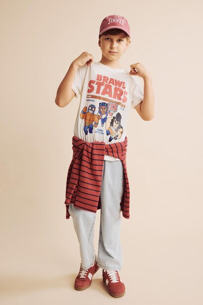 Boy Straight Fit Straight Leg Jeans