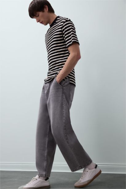 Boxy Fit Crew Neck Striped Short Sleeve T-Shirt