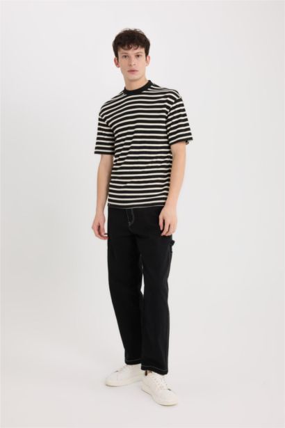 Boxy Fit Crew Neck Striped Short Sleeve T-Shirt