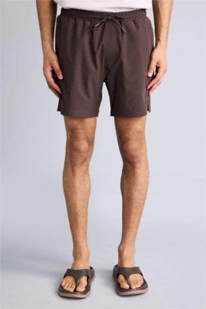 Пляжные шорты из эластичной ткани