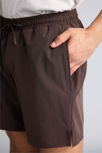 Пляжные шорты из эластичной ткани