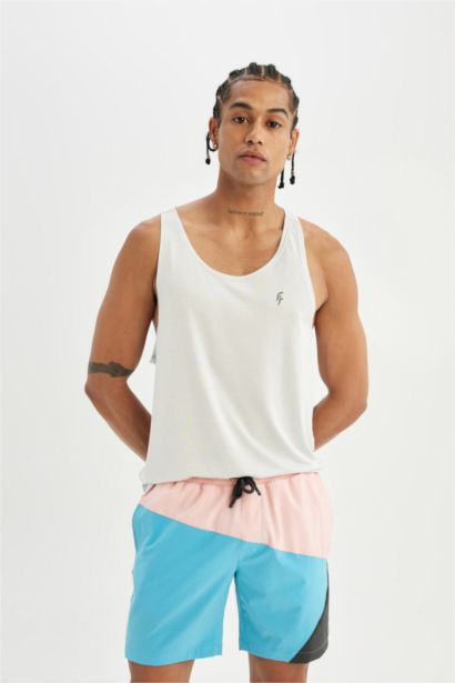 شورت بحر قصير قصة عادية محكم ملون من DeFactoFit