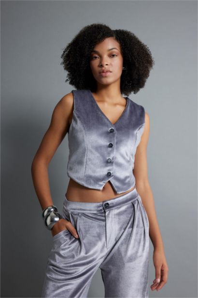 يلك بليزر مخمل قصة عادية بأزرار