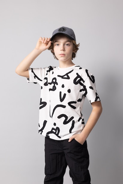 Boy Oversize Fit Crew Neck Patterned Short Sleeve T-Shirt
