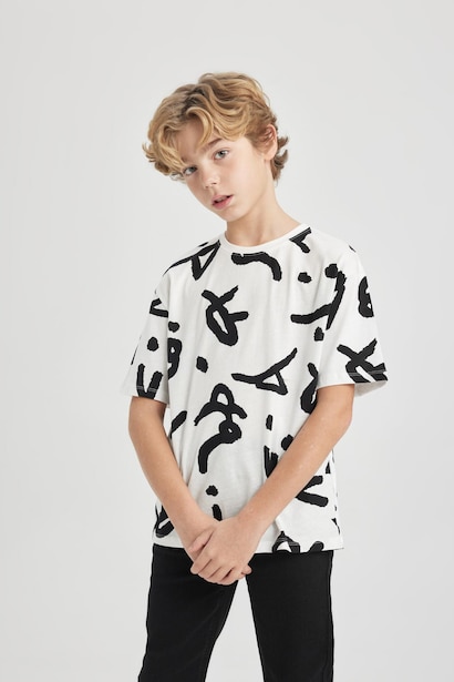 Boy Oversize Fit Crew Neck Patterned Short Sleeve T-Shirt