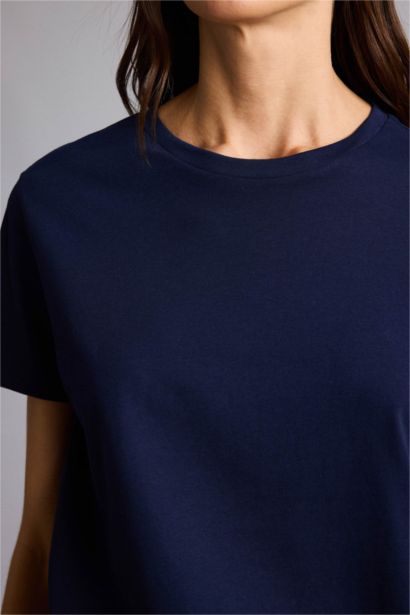 Long Fit дөңгелек жағалы негізгі тегіс трикотаж қысқа жеңді футболка