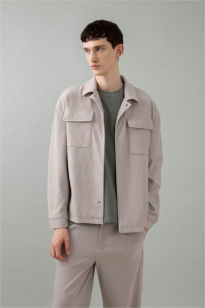 Relax Fit Gömlek Yaka Pilise Çıtçıtlı Cepli Gömlek Ceket