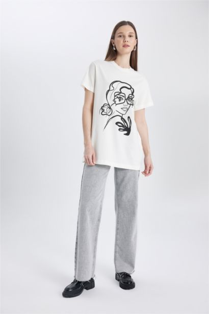 Regular Fit Crew Neck Printed Short Sleeve Tunic