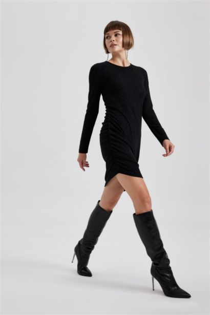 тығыз көйлек дөңгелек жаға ұзын жеңді Ұзын жеңді трикотаж көйлек