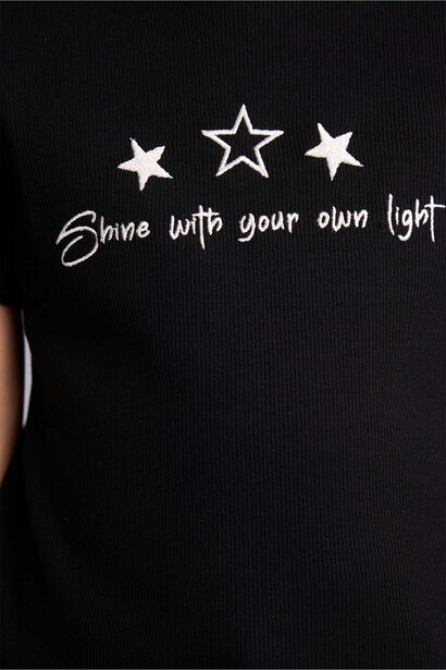 Girl Slim Fit Slogan Pattern Short Sleeve T-Shirt