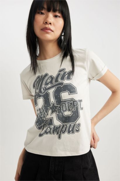 Fitted Printed Short Sleeve T-Shirt