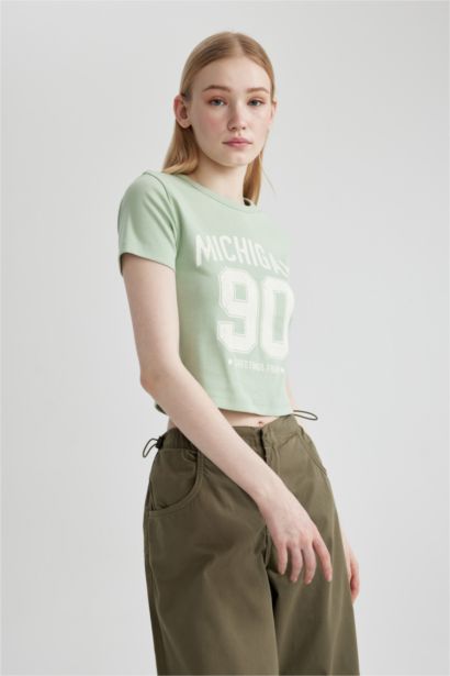 Fitted Printed Short Sleeve T-Shirt