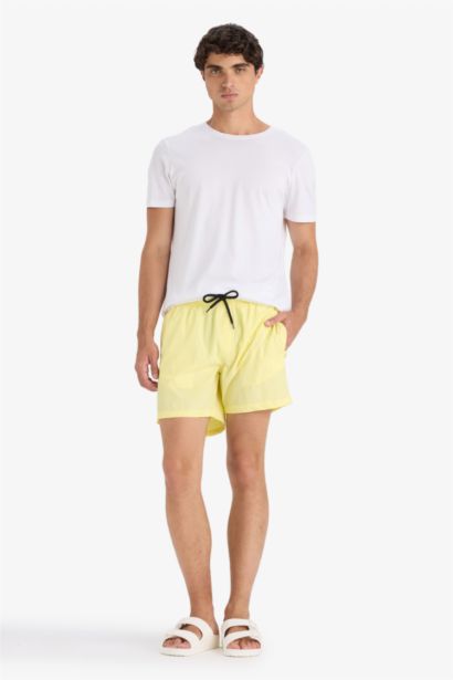 شورت بحر قصير