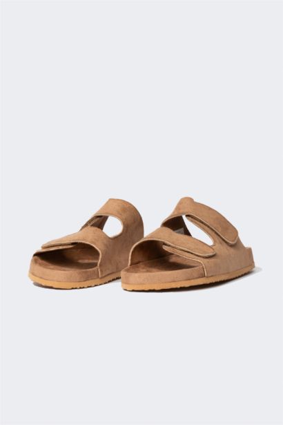 Man Flat Sole Slipper