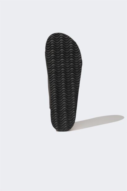 Man High Sole Double Banded Faux Leather Slippers