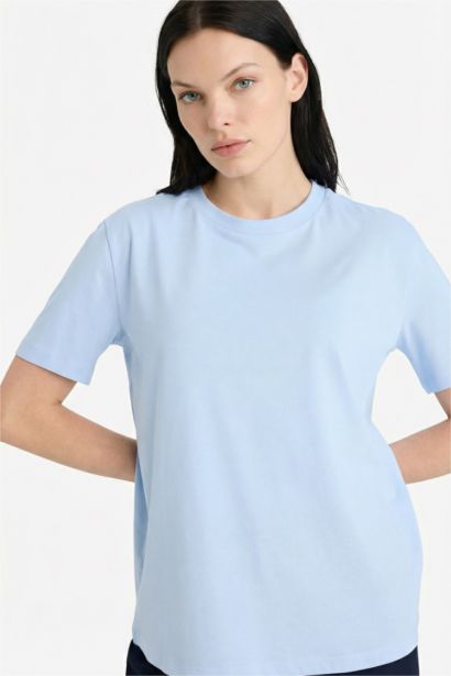 Базовая трикотажная футболка Regular Fit с круглым вырезом и коротким рукавом