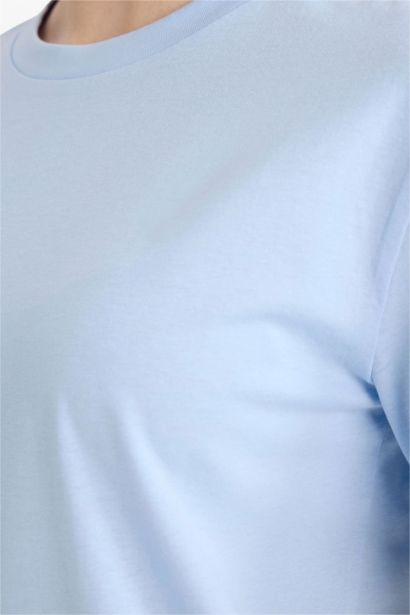 Базовая трикотажная футболка Regular Fit с круглым вырезом и коротким рукавом