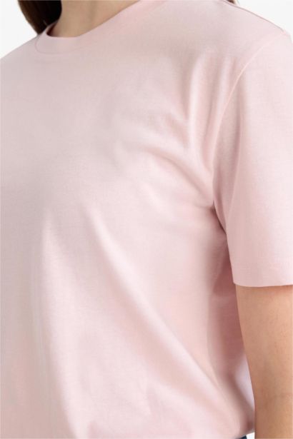 Базовая трикотажная футболка Regular Fit