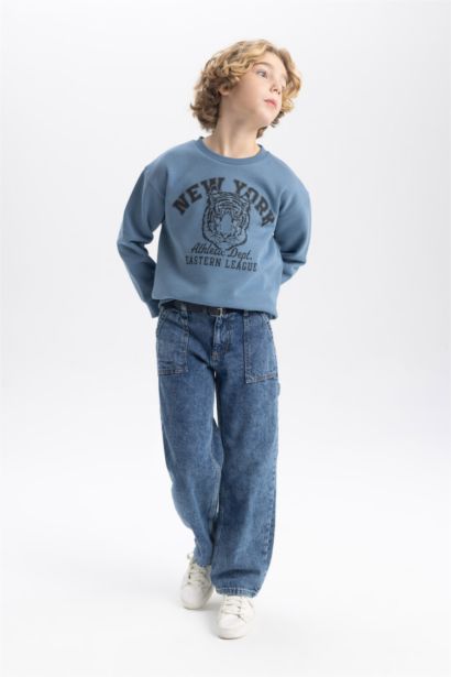 Boy Regular Fit Crew Neck Sweatshirt