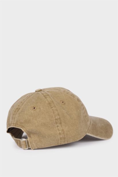 كاب حريمي مظهر جينز