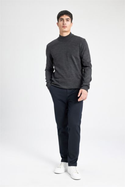 Slim Fit Pullover