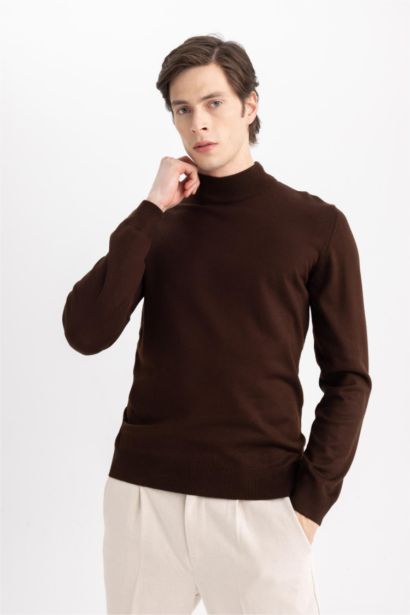 Slim Fit Pullover